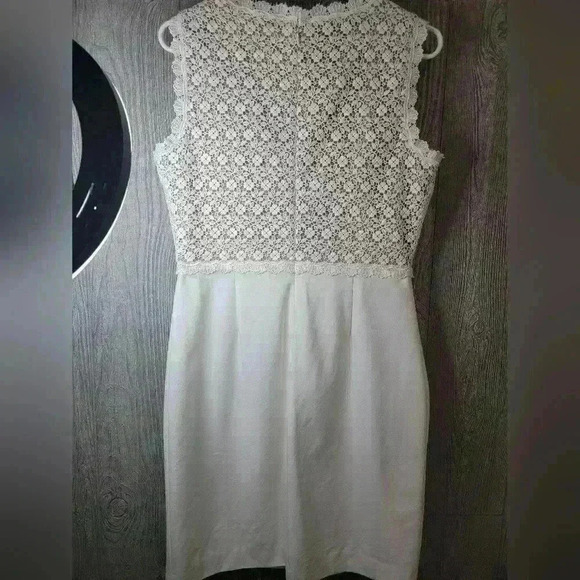 Ivanka Trump Ivy dress with lacey top. Size unknown 100%polyester. - Picture 4 of 9